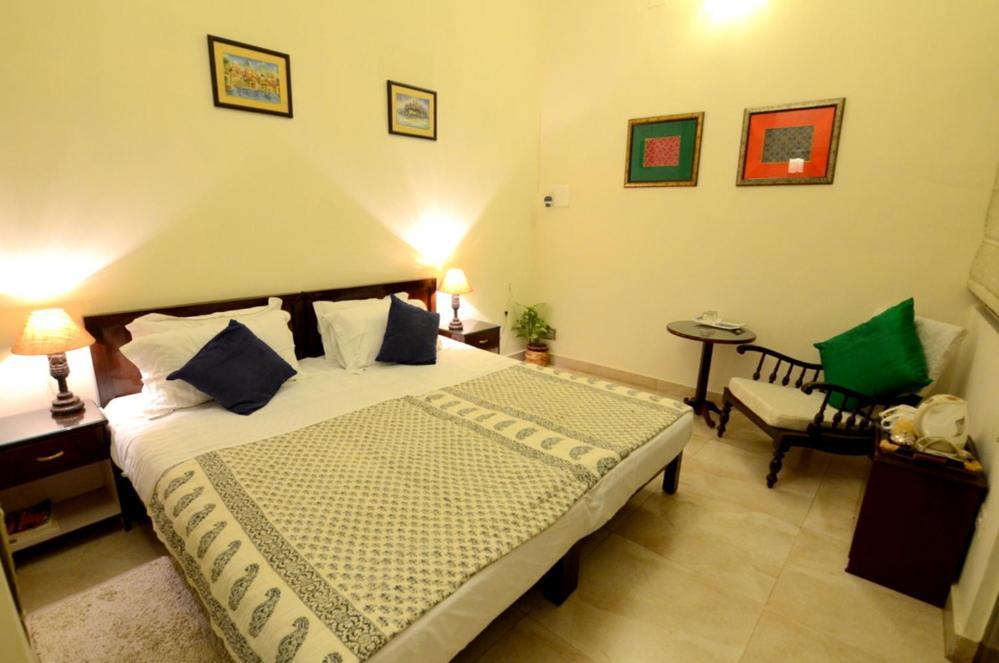 Ferienwohnung Aashray Varanasi Exterior foto